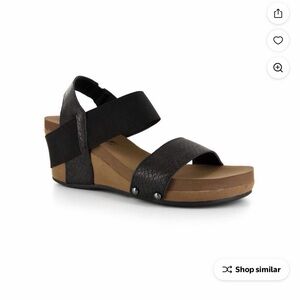 Corkys Black Strappy Wedge Sandal Size 7